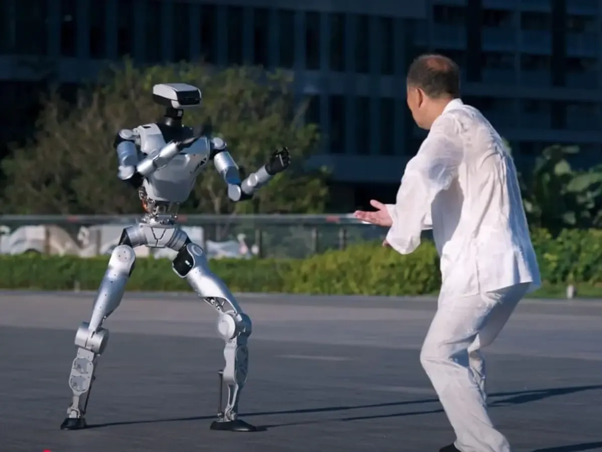 Humanoid Robot that Can Do Kung Fu? LimX Dynamics Launches LimX Oli
